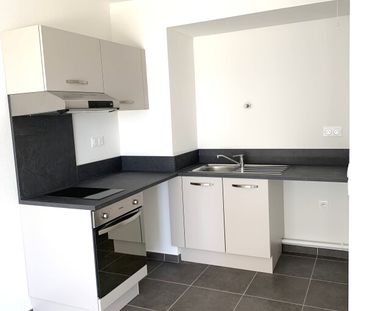 Location Appartement 3 pièces 61m² GARONS 30128 - Photo 3