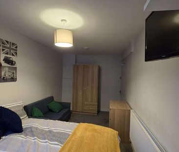 6 bedroom house share to rent - Photo 4