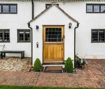 4 bedroom detached house to rent - Photo 3