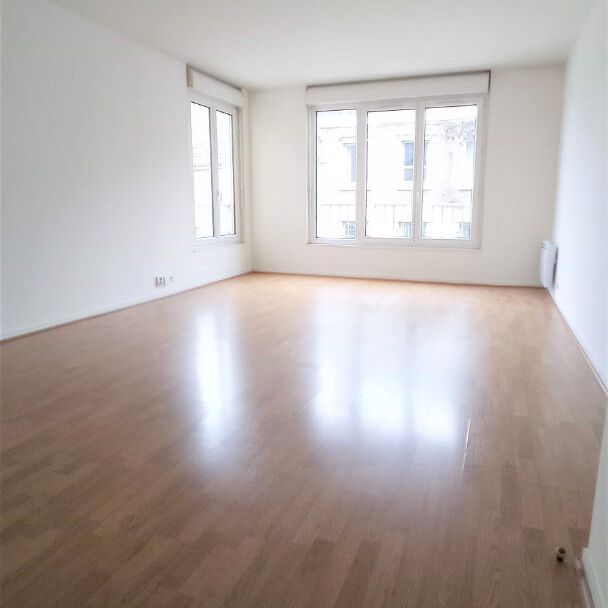 Location Appartement 2 pièces 55m² - Photo 1