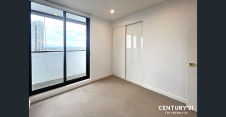 Stunning 28th Floor Apartment with Breathtaking Views - Photo 3