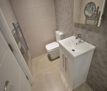 2 Bedroom Apartment To Let - Photo 5