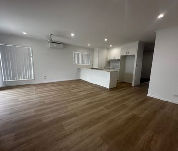 Family Home - Photo 5