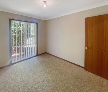 Three Bedrooms in Dulhunty Estate - Photo 2