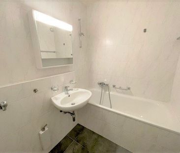 Proche aéroport et organisations internationales - Photo 6