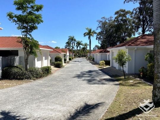 Freshly Renovated Villa in Resort-Style Complex - Photo 1