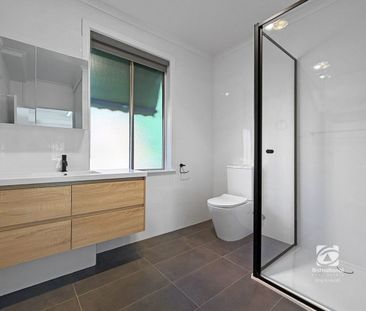 FULLY RENOVATED RIPPER! - Photo 3