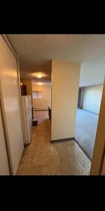 1 Bed/1 Bath Apartment - Photo 4