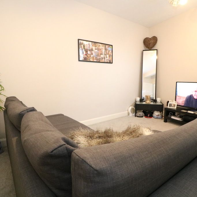 High Street, Dorking, Surrey, RH4 - Photo 1