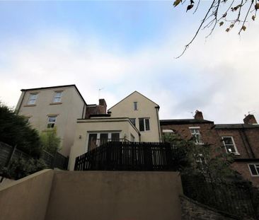 4 bedroom private hall to rent - Photo 1