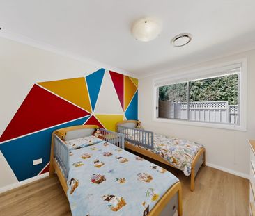 Stylish & Spacious 3-Bedroom Villa in Central Greystanes - Photo 4