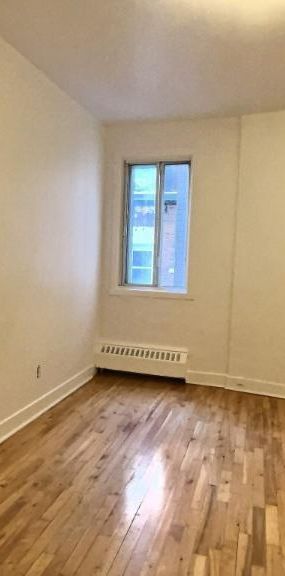 1 CH - 1 SDB - Montréal - $1,200 /mo - Photo 1