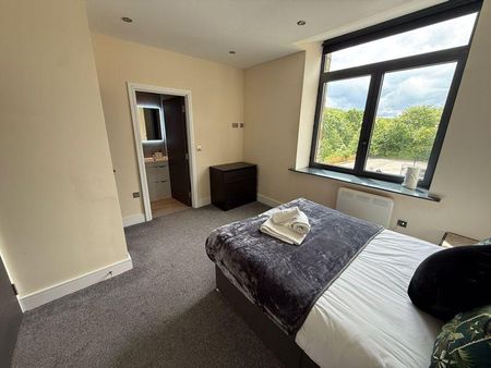 3 bedroom apartment to rent - Photo 3