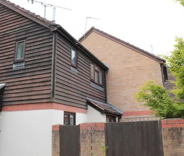 1 bedroom semi-detached house to rent - Photo 6