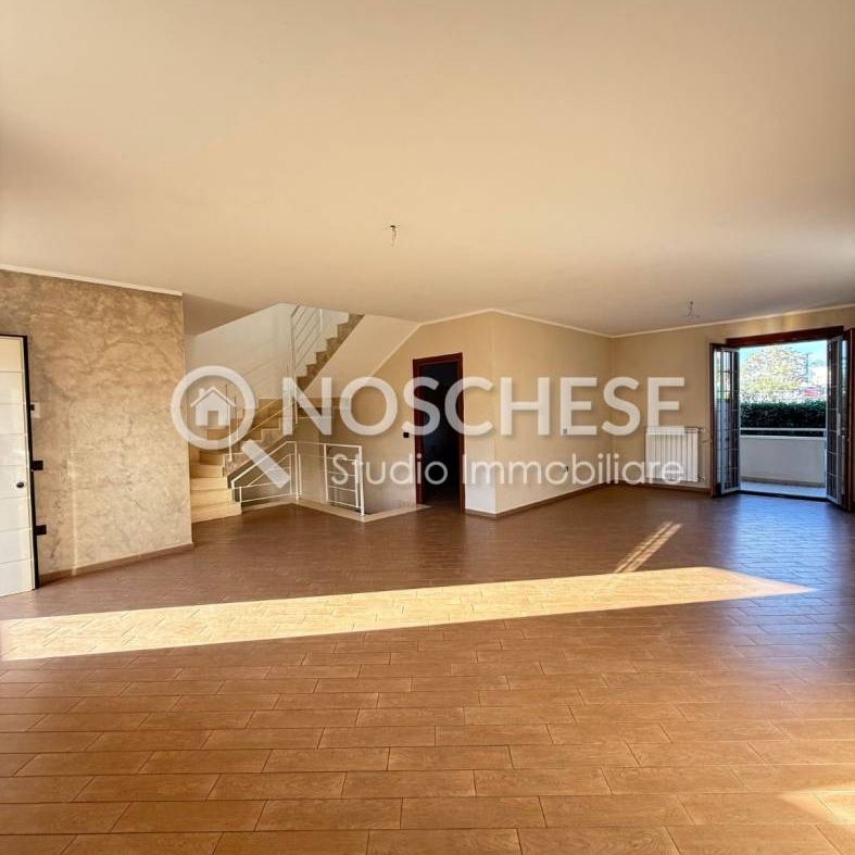 Villa a schiera via Picentino 107, Pontecagnano Faiano - Photo 1