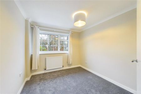 3 bedroom end of terrace house to rent - Photo 5