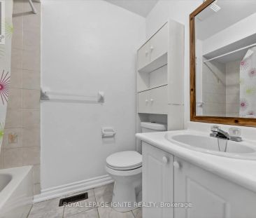 18 GILL CRESCENT - Photo 4