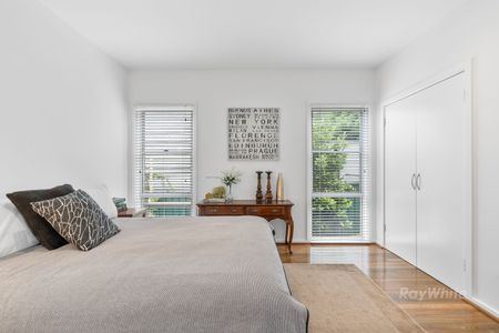 Stunning 3-Bedroom Home in Moruya - Photo 3