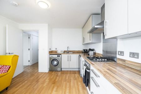 1 bedroom flat to rent - Photo 3