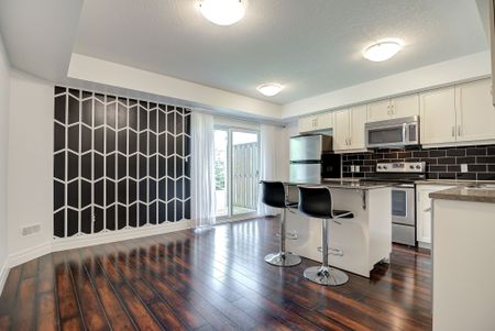 For Lease - 1180 Countrystone Drive Unit# 5B, Kitchener, Ontario - Photo 3