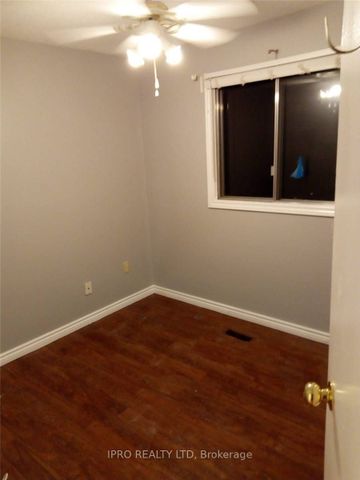 For Lease - 382 Hansen Road, Brampton, Ontario - Photo 4