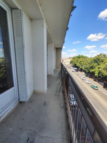 Location Appartement 4 pièces 97m² POITIERS 86000 - Photo 3