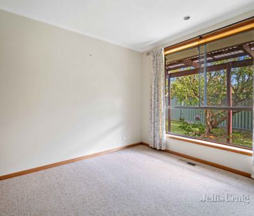 9 Kinnane Court, Ballarat North - Photo 4