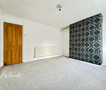 2 bedroom ground floor maisonette to rent - Photo 2