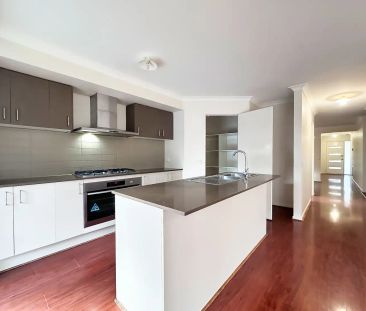 66 Evergreen Crescent, Craigieburn VIC 3064 - Photo 6