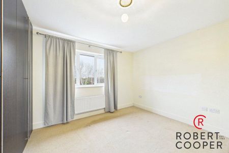 3 bedroom terraced house to rent - Photo 2