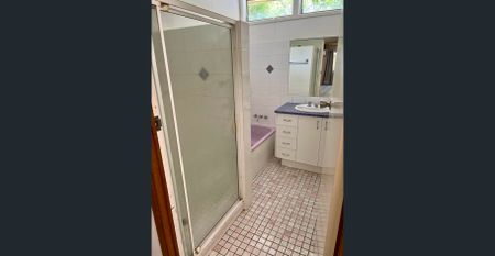 2 BEDROOM HOME - GREAT LOCATION - Photo 5