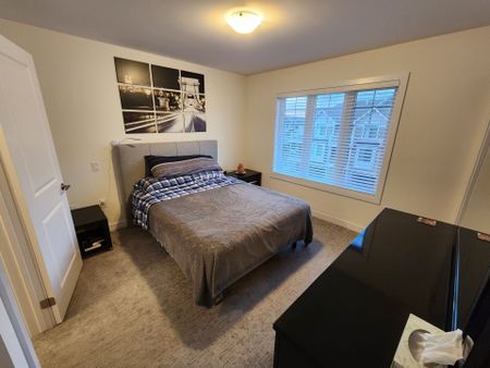 For Lease - 288 Glover Road Unit# 33, Hamilton, Ontario - Photo 4