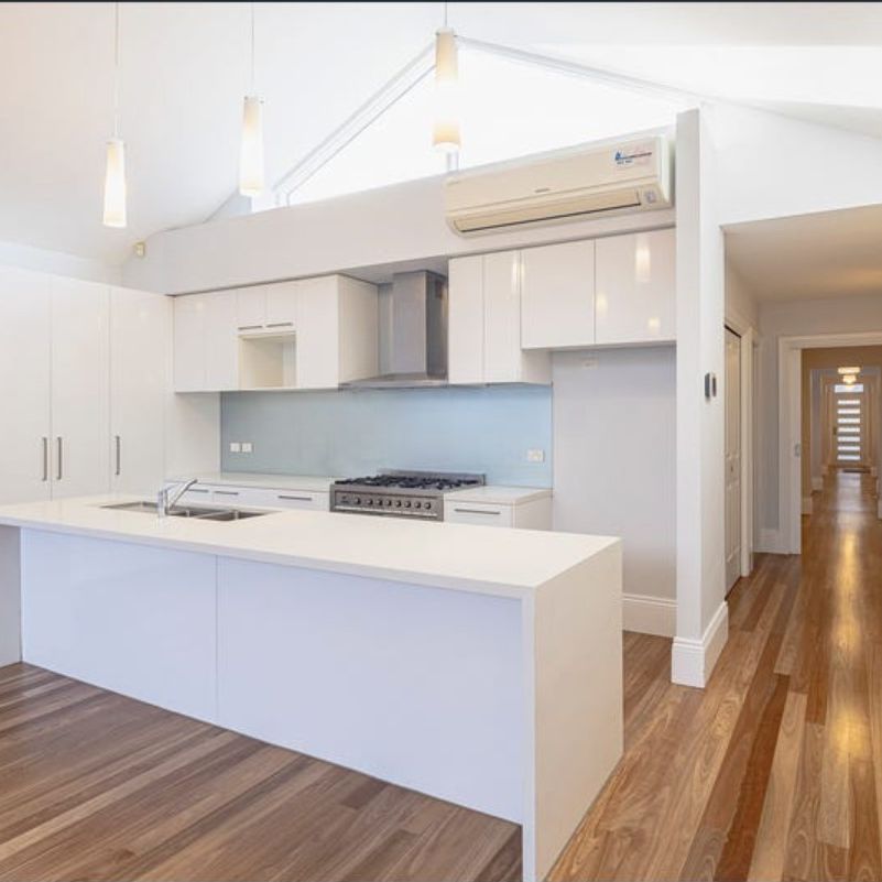 198 Barkly Street, Brunswick VIC 3056 - House For Rent | Domain - Photo 1