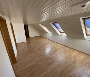 Helle, freundliche 2,5 Zimmer Wohnung direkt in Gerasdorf - Foto 4