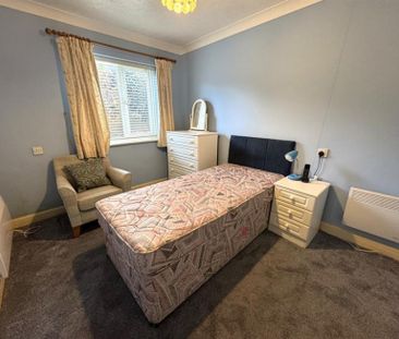 1 Bedroom Apartment To Let - Photo 1