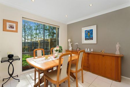 MODERN TOWNHOUSE IN QUIET COMPLEX - Photo 2