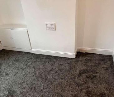 Ormskirk Road, Wigan, WN5 - Photo 3