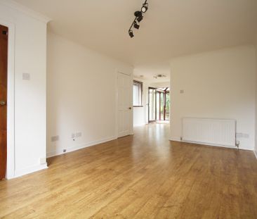 Ilay Court, Bearsden, Glasgow - Photo 4