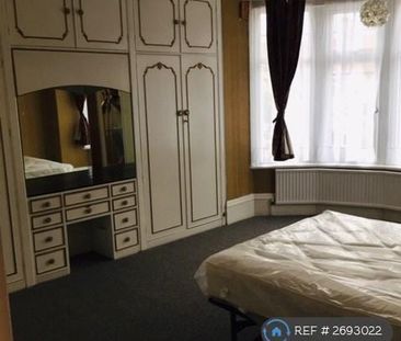 5 bedroom semi-detached house to rent - Photo 5