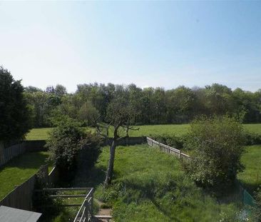 Skylark Road, Tatling End, UB9 - Photo 2