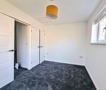 Forest View, Talbot Green, PONTYCLUN - Photo 1