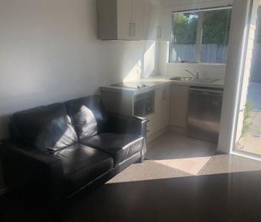 Furnished with Power and Wifi included - Photo 2