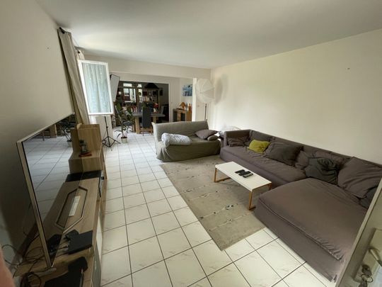 Location Appartement 5 pièces 138m² MERIGNAC 33700 - Photo 1