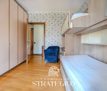 Appartamento via 2 Giugno 43, Centro, Arona - Photo 6