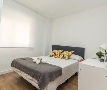 Calle Lozano de Torres, Málaga, Andalusia 29013 - Photo 4