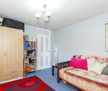 Normanhurst, Ashford, Spelthorne, TW15 2NX - Photo 1