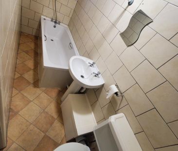 3 bedroom maisonette to rent - Photo 6