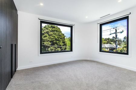 A Landmark Rental Opportunity in Mooroolbark - Photo 4