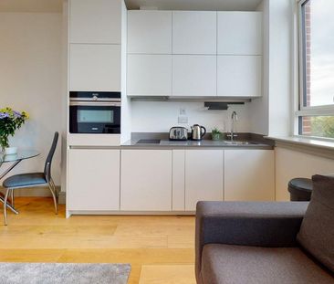 Studio to rent - Photo 6