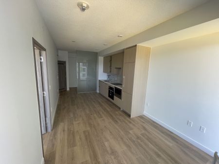 For Lease - 85 McMahon Drive Unit# 701, Toronto, Ontario - Photo 3